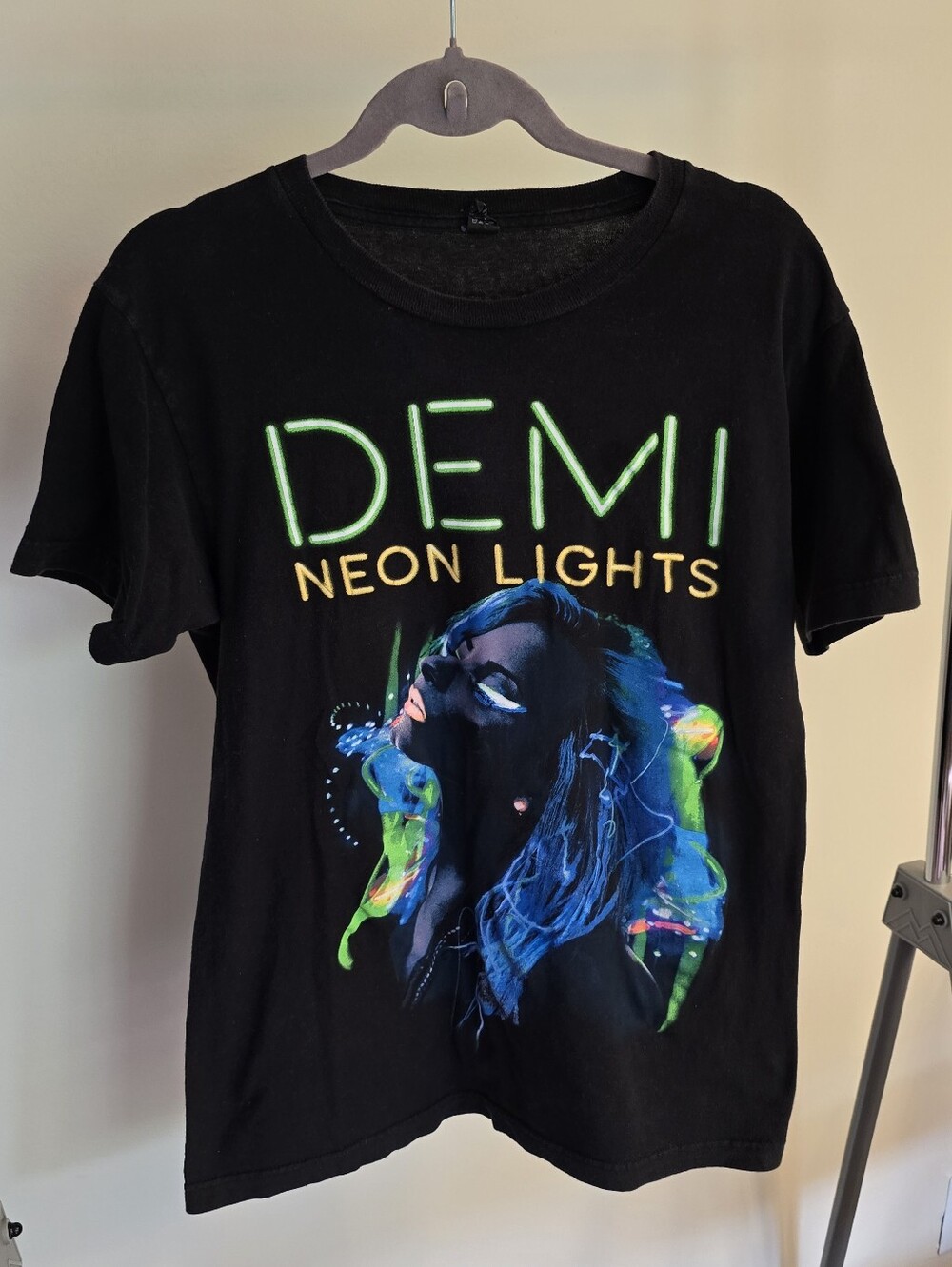 Demi Lovato Neon Lights Tour 2014 Concert Black T-Shirt Size M